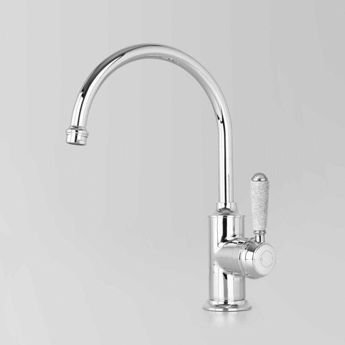 Olde English Signature Sink Mixer - Image 4